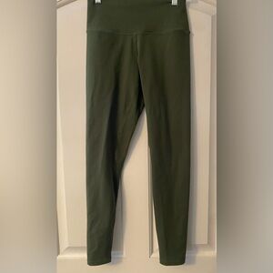 Dark Green Women’s Athletic Leggings Size M